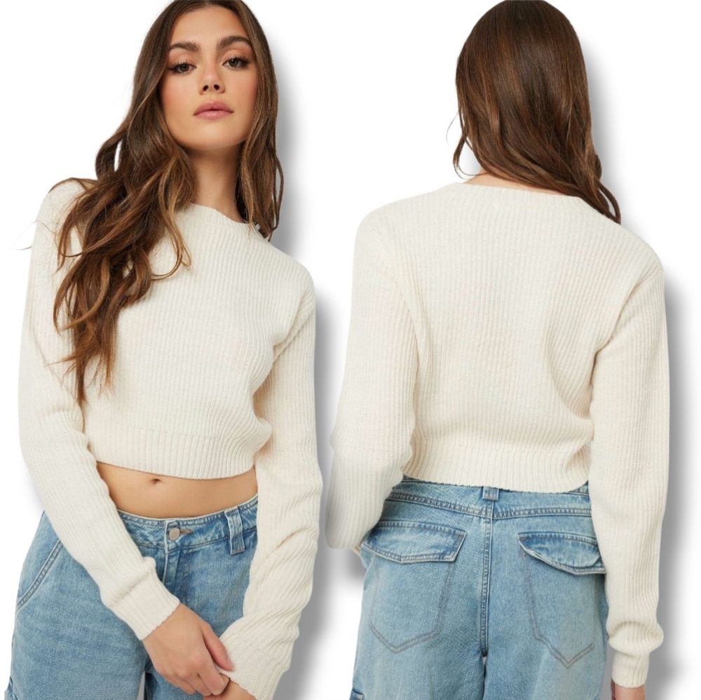 Like New 🤍 Ardene Women's White Crew Neck Cropped Knit Sweater